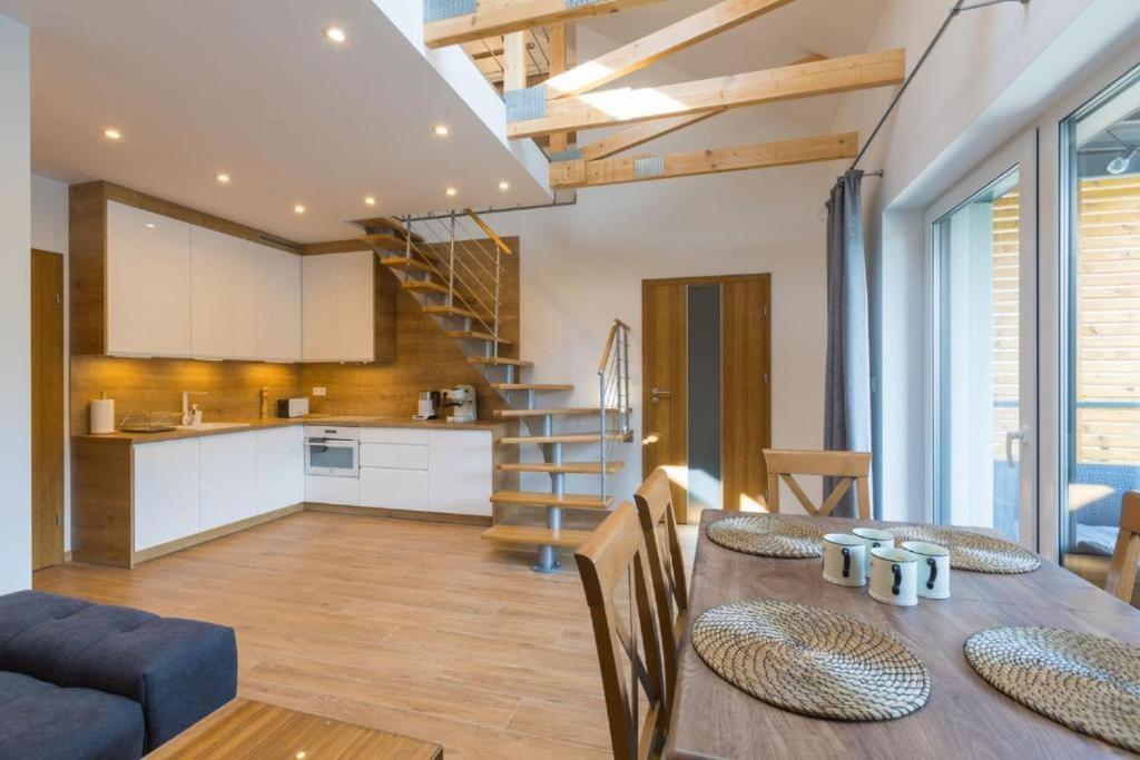Apartament Sloneczny - Widok Na Gory I Skrzyczne Szczyrk Ngoại thất bức ảnh